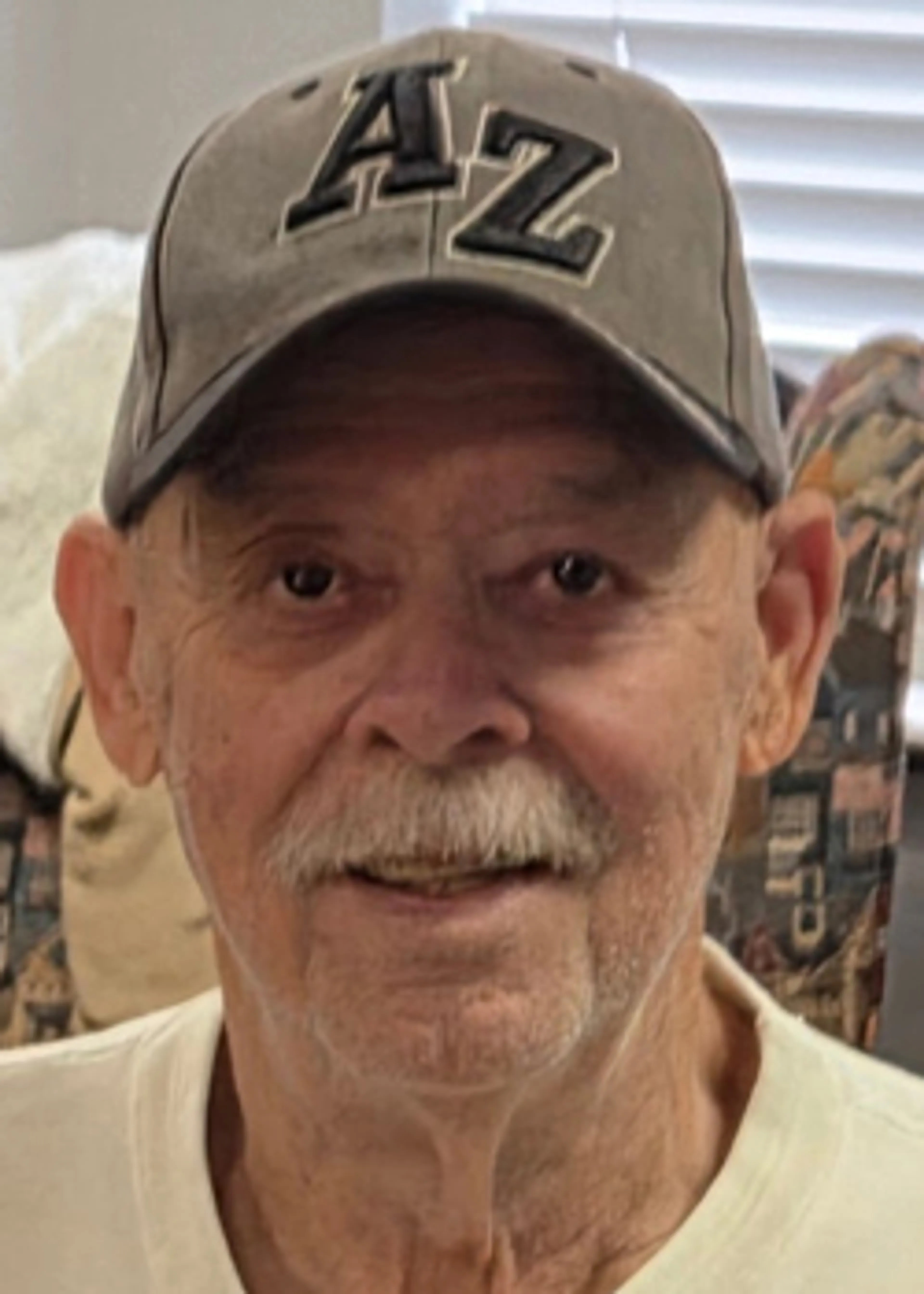 Leonard Evett
